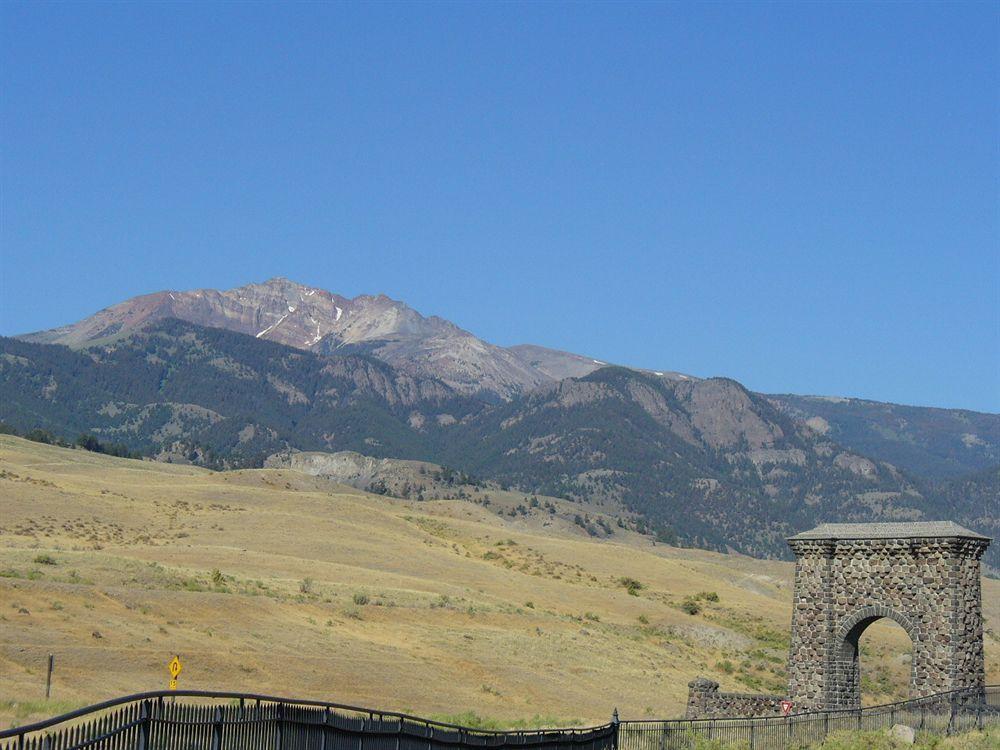 Yellowstone Condos & Suites Gardiner Exteriör bild