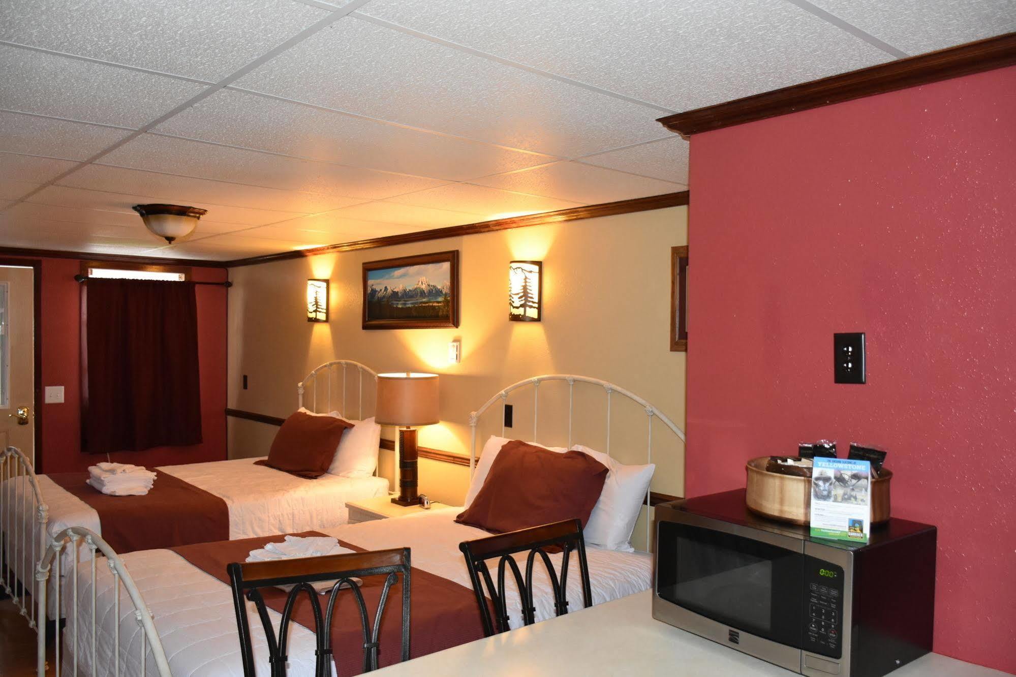 Yellowstone Condos & Suites Gardiner Exteriör bild